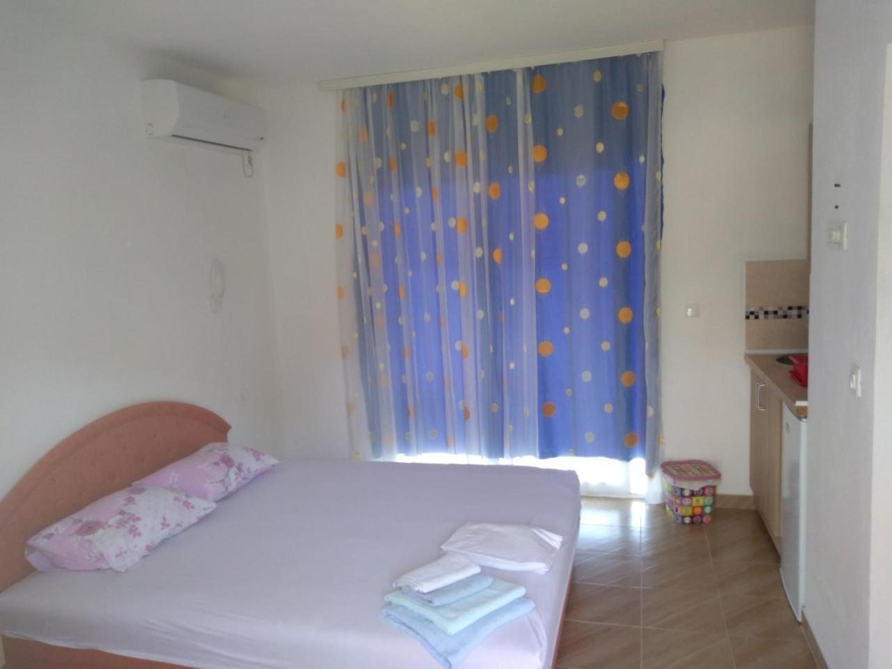 Studio Apartments Tea Sutomore Exterior photo