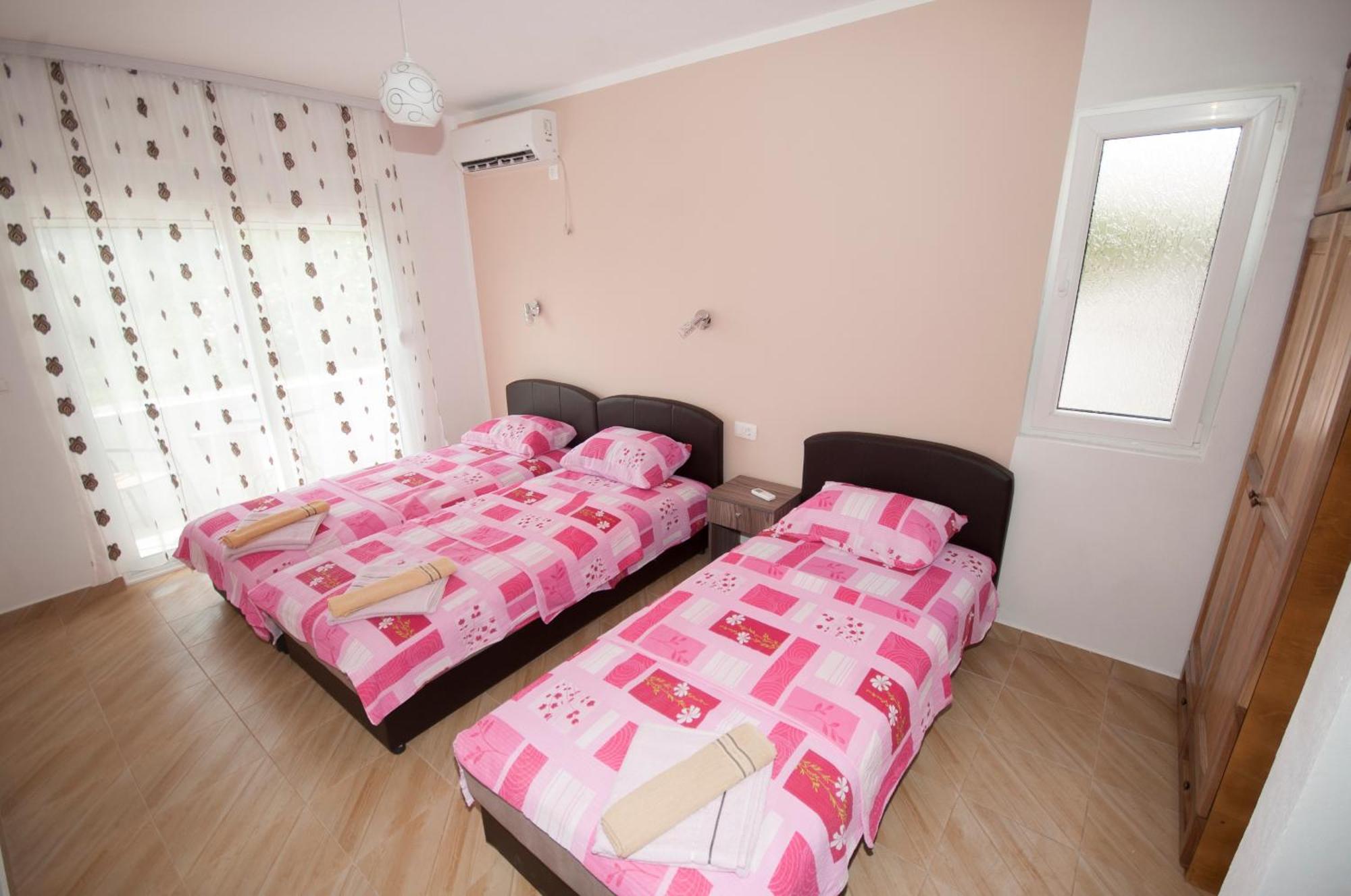 Studio Apartments Tea Sutomore Exterior photo