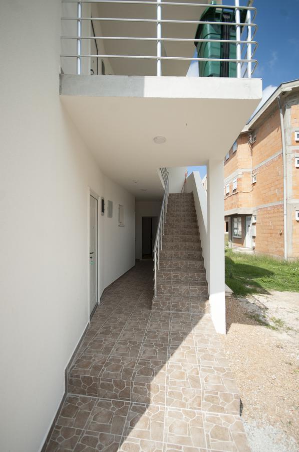 Studio Apartments Tea Sutomore Exterior photo